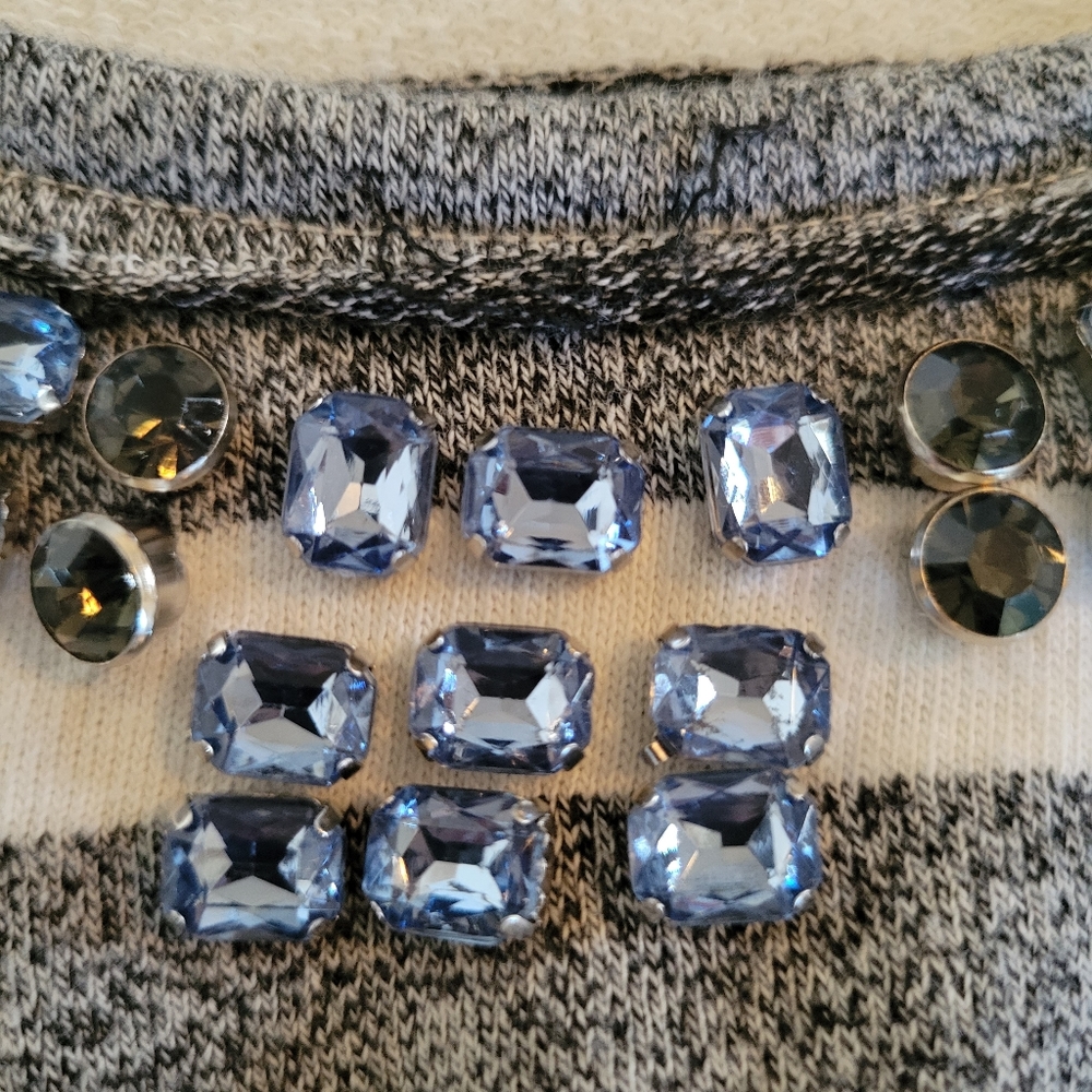 Cute Cato Jeweled Sweater with Jean Bottom Hem Design XL - Picture 6 of 10